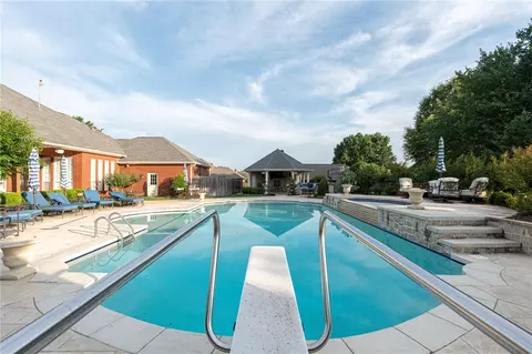 Exterior - 10904 Kettering Ln, Fort Smith, AR 72908 photo 8 of 11