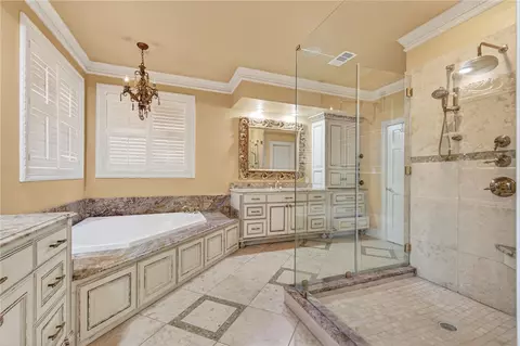 Bath - 10904 Kettering Ln, Fort Smith, AR 72908 photo 1 of 10
