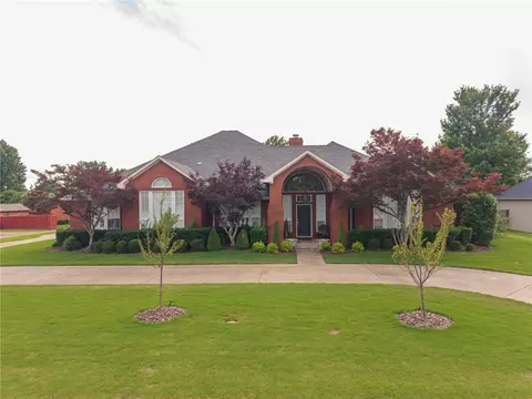 Exterior - 10904 Kettering Ln, Fort Smith, AR 72908 photo 1 of 11