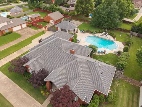 View/Area - 10904 Kettering Ln, Fort Smith, AR 72908 photo 2 of 2