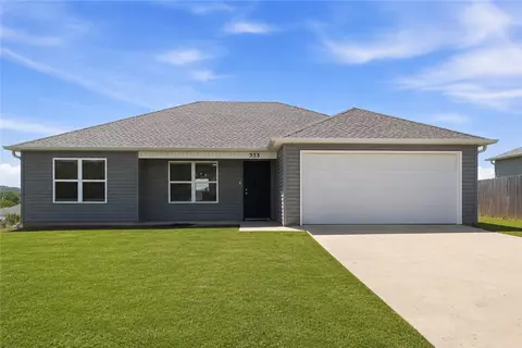 353 Evans St, Huntsville, AR 72740