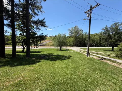 29282 N Hwy 23 Hwy, Huntsville, AR 72740