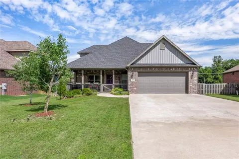 3601 SW Carter Rd, Bentonville, AR 72713