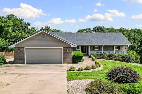 6 Kirkcaldy Dr, Bella Vista, AR 72715
