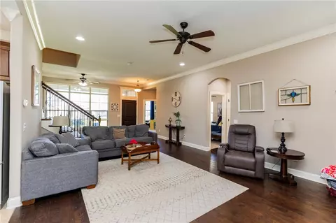 Living - 7114 Devonshire Ave, Springdale, AR 72762 photo 4 of 4