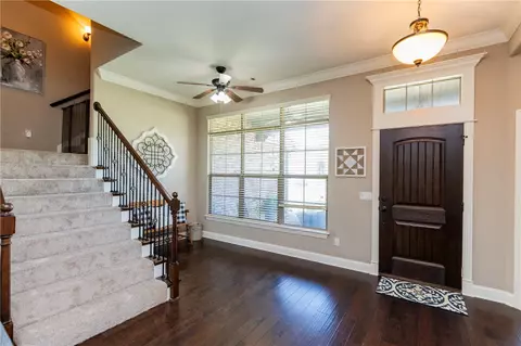 Entry Way - 7114 Devonshire Ave, Springdale, AR 72762 photo 1 of 4