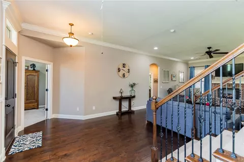 Entry Way - 7114 Devonshire Ave, Springdale, AR 72762 photo 2 of 4