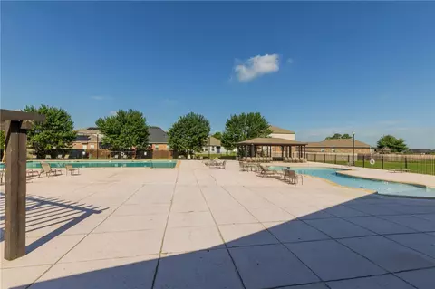 Exterior - 7114 Devonshire Ave, Springdale, AR 72762 photo 13 of 15