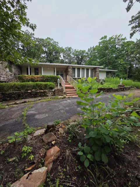 450 County Road 107, Norfork, AR 72658