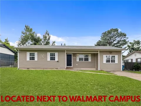 2302 Beth Ln, Bentonville, AR 72712