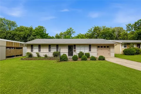 725 N Washington Ave, Fayetteville, AR 72701
