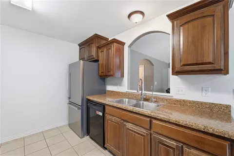 Kitchen - 2901 S E St, Rogers, AR 72758 photo 2 of 3