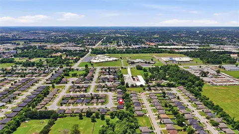 View/Area - 2901 S E St, Rogers, AR 72758 photo 5 of 5