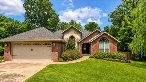 35 Bedford Ln, Bella Vista, AR 72714