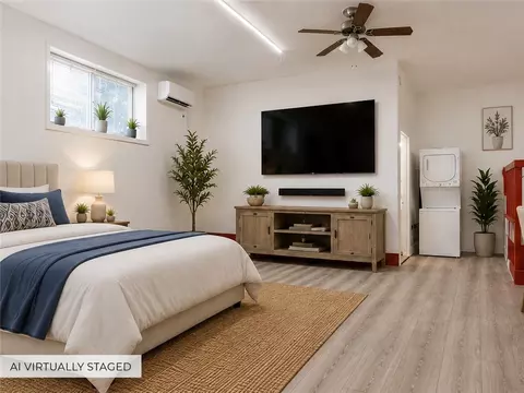 Bedroom - 106 Cardinal St, Harrison, AR 72601 photo 8 of 10