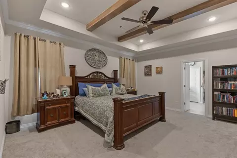 2100 Crandall Rd, Pea Ridge, AR 72751
