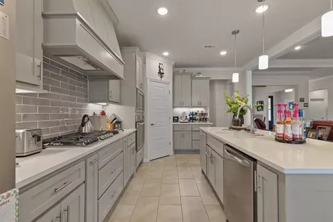 2100 Crandall Rd, Pea Ridge, AR 72751