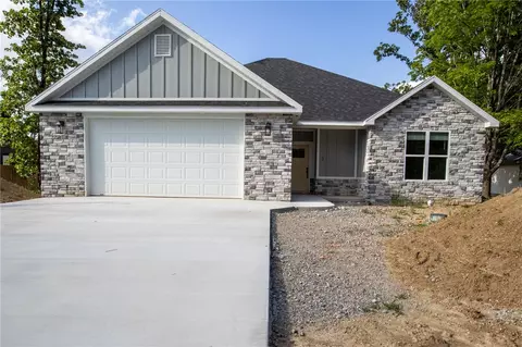 3 Angus Ln, Bella Vista, AR 72715