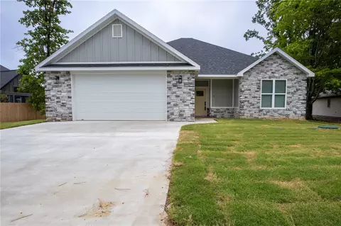 3 Angus Ln, Bella Vista, AR 72715
