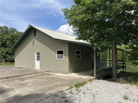 Exterior - 263 Nc 3951, Marble Falls, AR 72648 photo 2 of 15