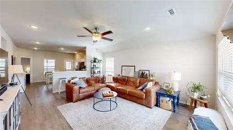 1066 E Sparrow Cir, Fayetteville, AR 72701