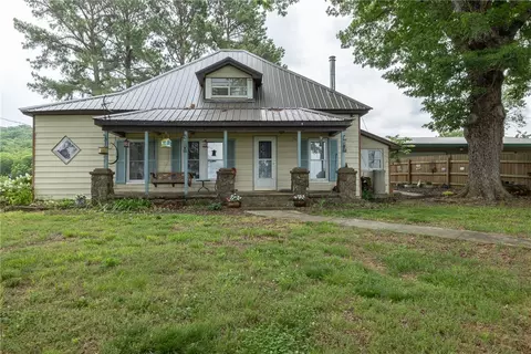 15332 Tuttle Rd, Elkins, AR 72727