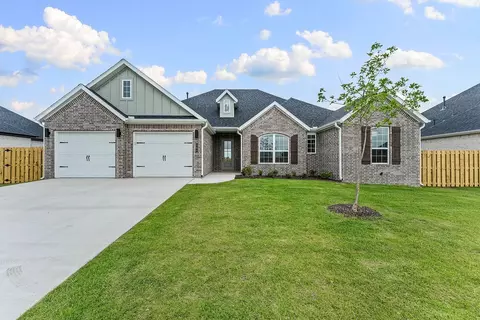 720 Lambrusco Blvd, Springdale, AR 72762
