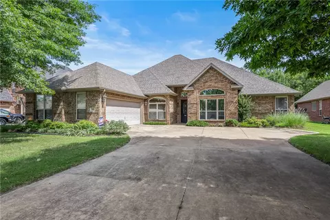4468 W Lofty Wood Dr, Fayetteville, AR 72704