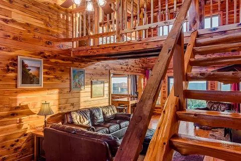 Living - 397 Nc 1754, Compton, AR 72624 photo 2 of 5
