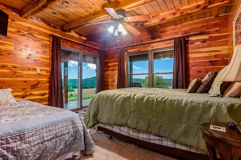 Bedroom - 397 Nc 1754, Compton, AR 72624 photo 7 of 8