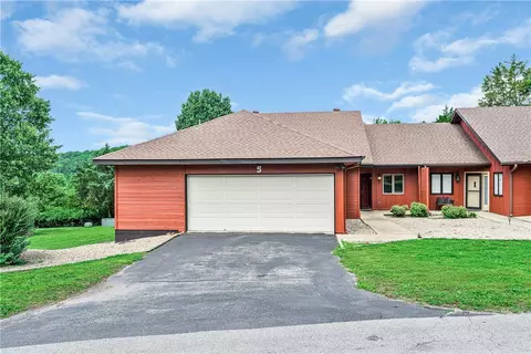 5 Blake Ln, Bella Vista, AR 72714