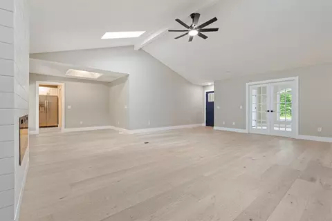 30 Burnham Dr, Bella Vista, AR 72715