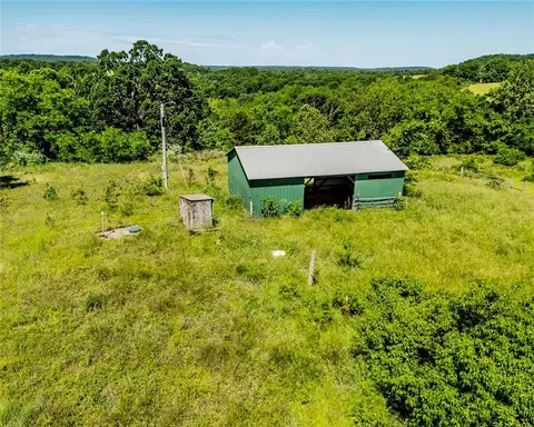 12930 Baker Mtn, Prairie Grove, AR 72753