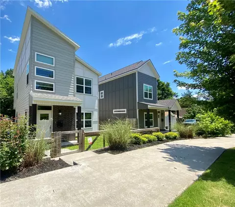 1118 S Dunn Ave, Fayetteville, AR 72701