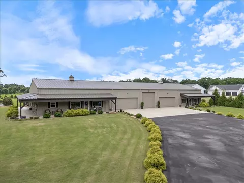 13817 N Mount Olive Rd, Gravette, AR 72736