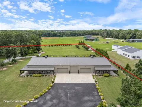 13817 N Mount Olive Rd, Gravette, AR 72736
