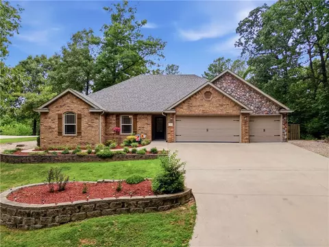 11 Wilbur Ln, Bella Vista, AR 72715