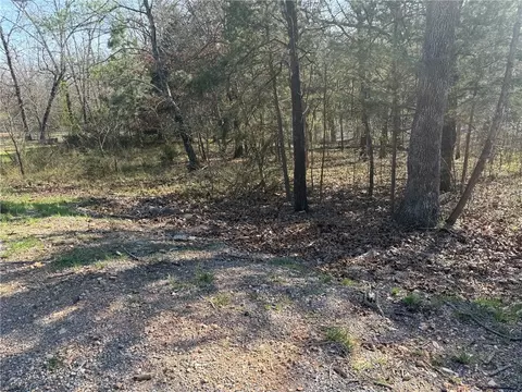 Lyneham Lane, Bella Vista, AR 72714