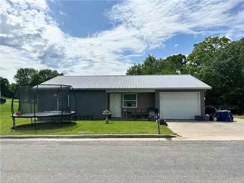 104 Clive, Berryville, AR 72616