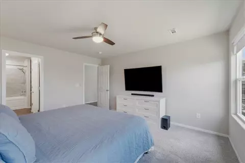 Bedroom - 1730 Greenbank Dr, Centerton, AR 72719 photo 2 of 4