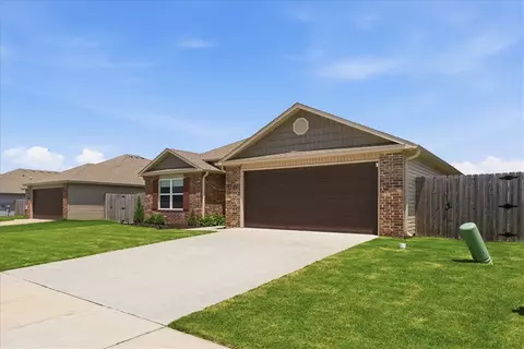 Exterior - 1730 Greenbank Dr, Centerton, AR 72719 photo 4 of 4