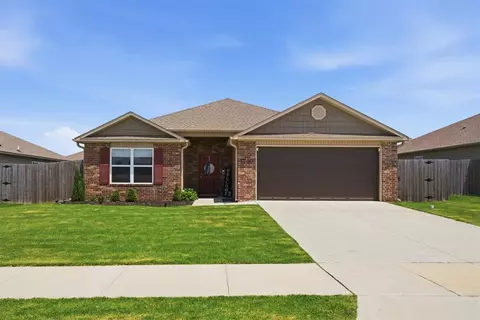 1730 Greenbank Dr, Centerton, AR 72719