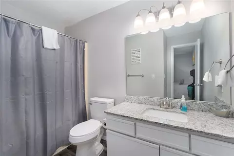 Bath - 152 Turnberry Dr #3, Branson, MO 65616 photo 1 of 1