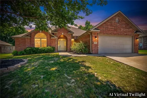 406 NW Saddlebrook Dr, Bentonville, AR 72712