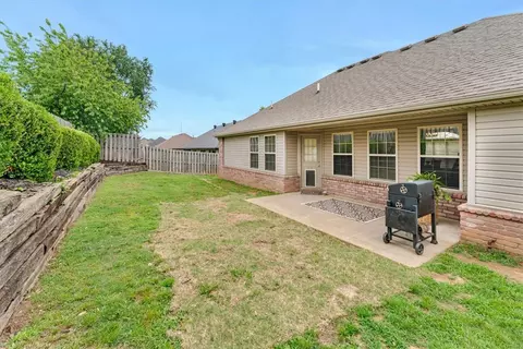 Exterior - 771 Sienna Dr, Centerton, AR 72719 photo 5 of 8