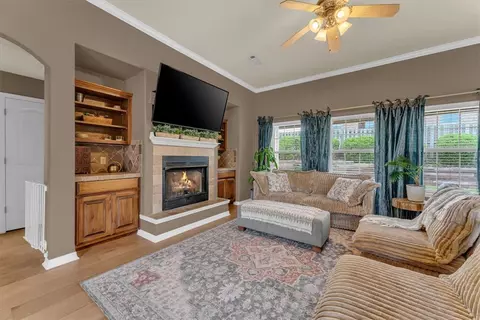 Living - 771 Sienna Dr, Centerton, AR 72719 photo 2 of 3