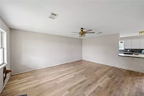 Living - 70 Scott Dr, Perry, AR 72125 photo 1 of 3