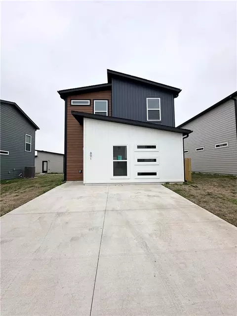 891 Boardwalk Ave, Bentonville, AR 72713
