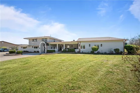 573 Reed Vly, Fayetteville, AR 72704