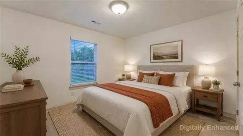 Bedroom - 517 Eagle Dr, Gravette, AR 72736 photo 3 of 7